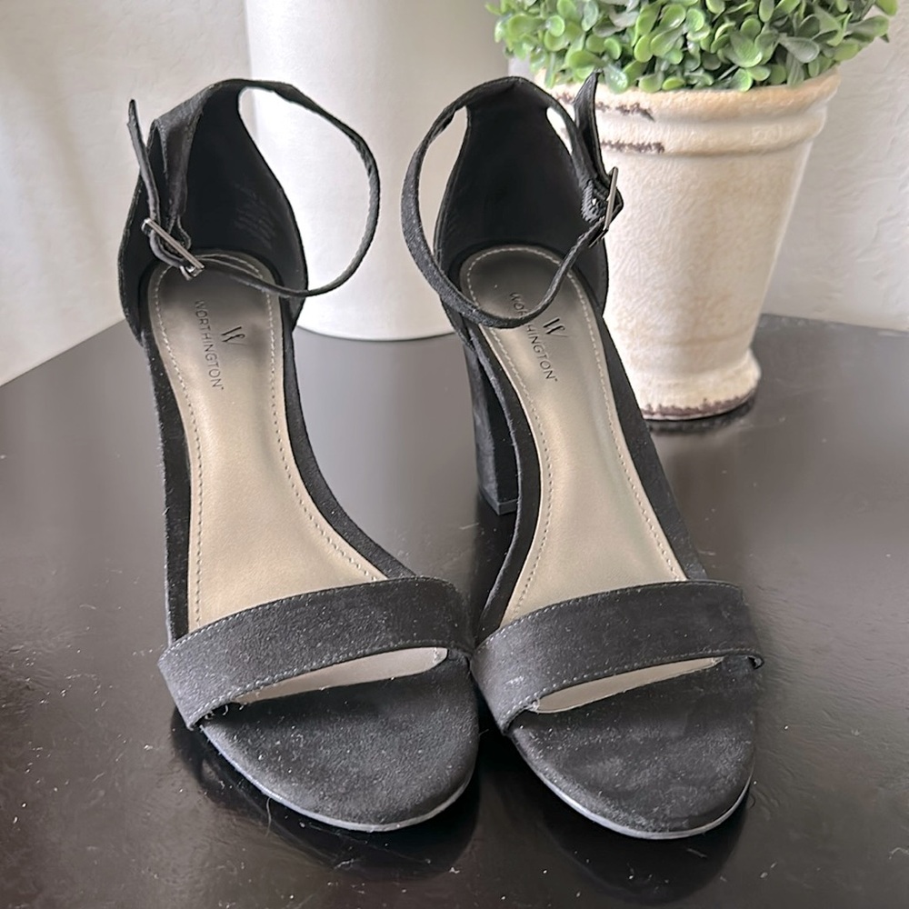 Worthington Brand Women’s Black Block Heels - Size 6M